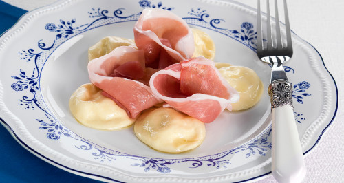 Ravioli con fichi e prosciutto crudo di Parma